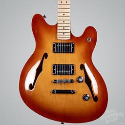 Squier Affinity Series Starcaster Deluxe, Maple Fingerboard, Sienna Sunburst