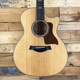 Taylor 614CE Grand Auditorium Big Leaf Maple and Spruce