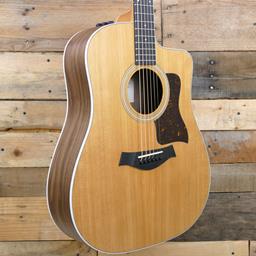 Taylor 210CE Walnut Back and Sides