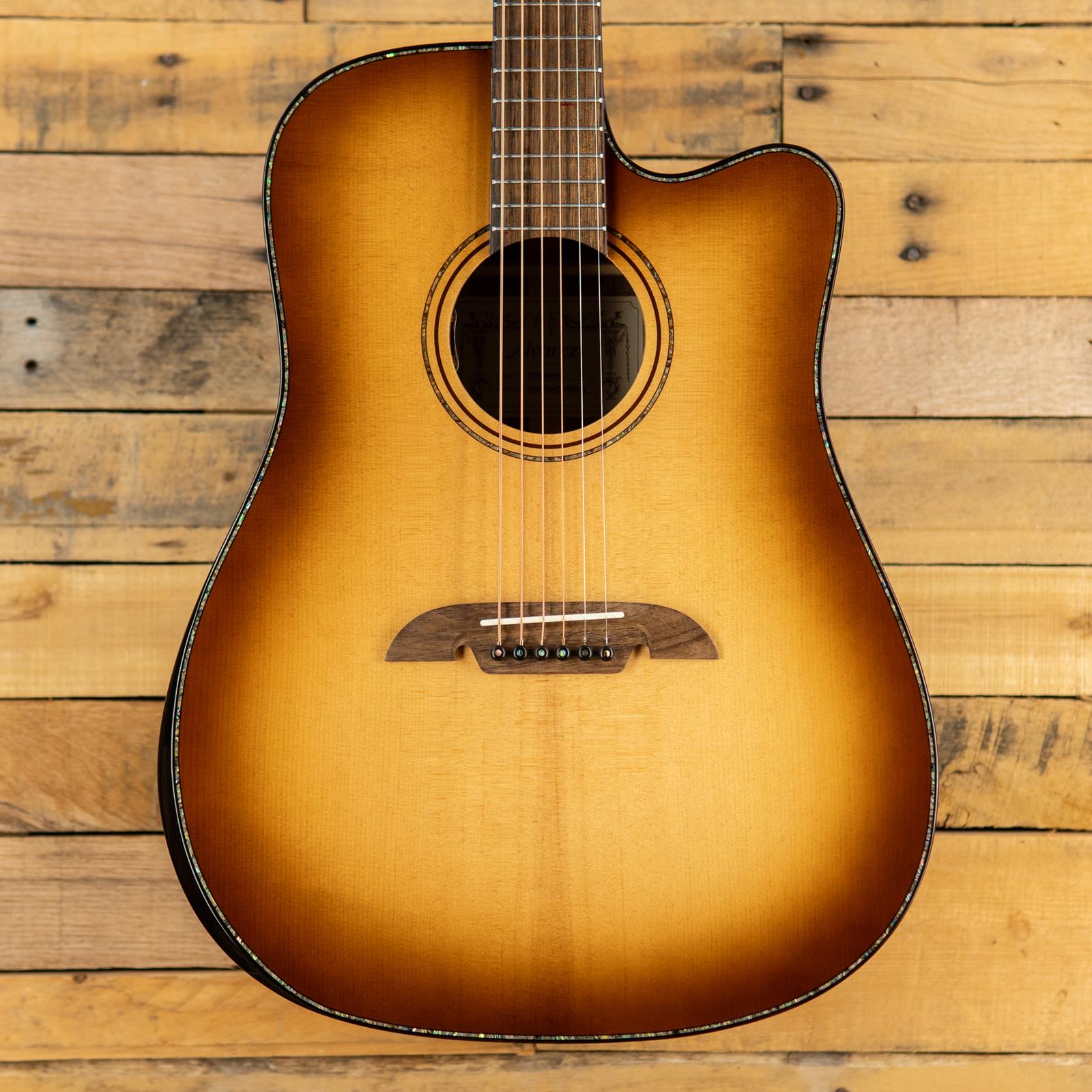 Alvarez MDA70WCEAR Masterworks Dreadnought Acoustic-Electric Guitar Shadow Burst