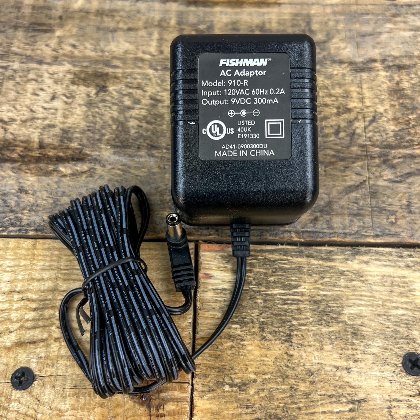 Fishman 910-R AC Adapter for Pedals & Outboard Preamps