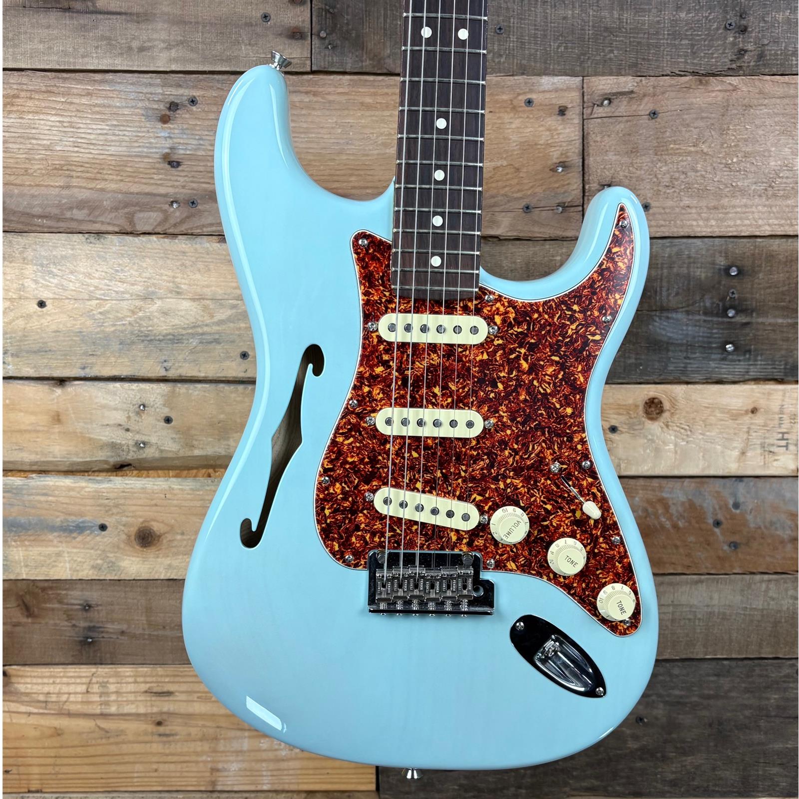 Fender American Professional II Stratocaster Thinline, Rosewood Fingerboard, Transparent Daphne Blue