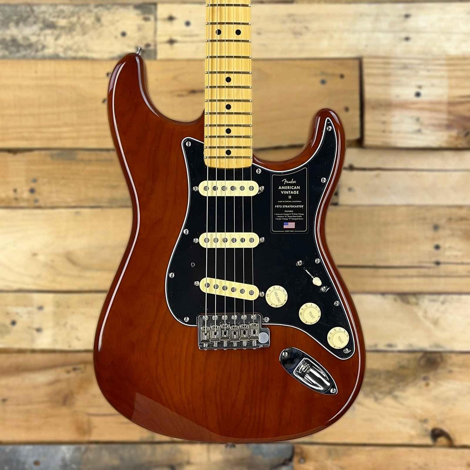 Fender American Vintage II 1973 Stratocaster, Maple Fingerboard, Mocha