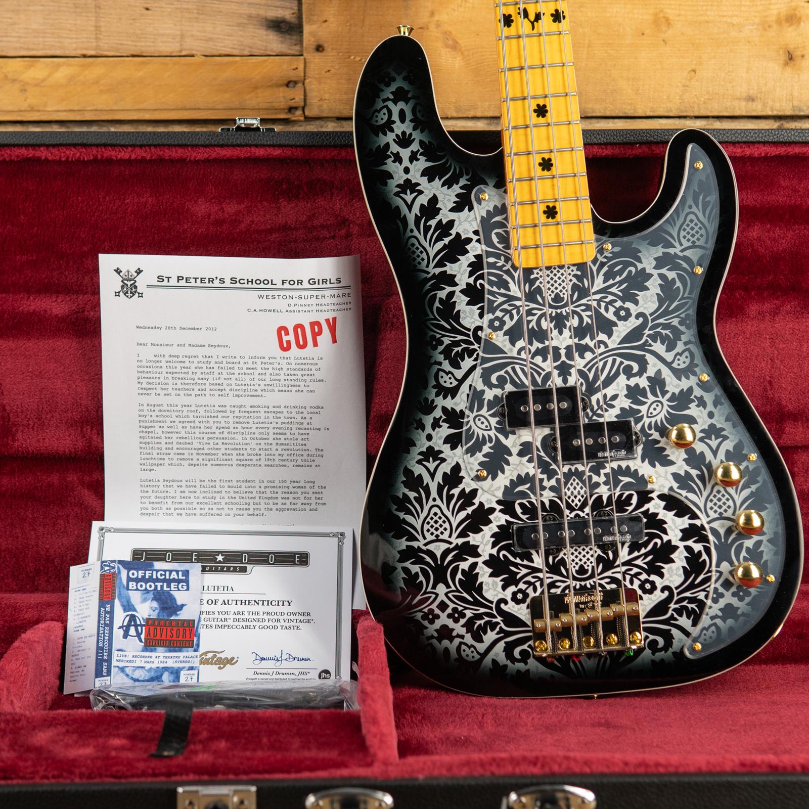 Vintage Joe Doe Lutetia Blackburst Bass