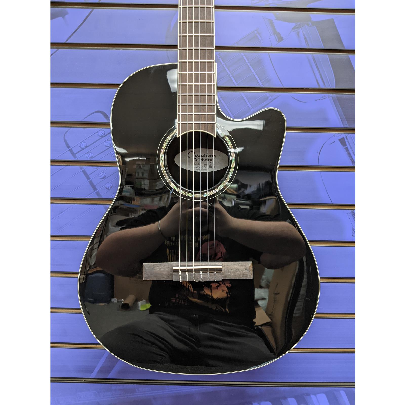 Ovation CS24C-5G Celebrity Mid-Depth Cutaway USED