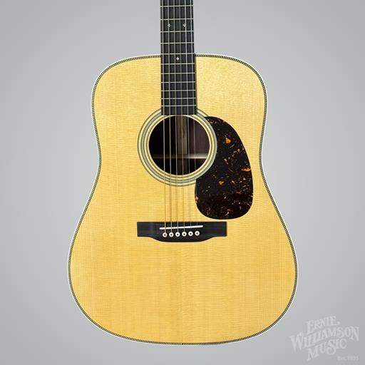 Martin Guitar,HD28 w/MH