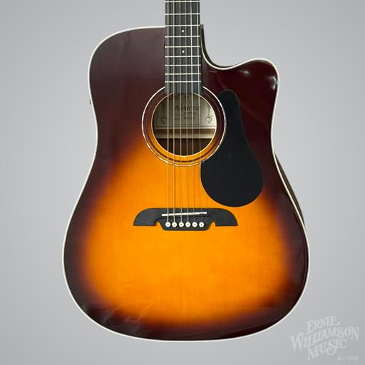 Alvarez RD26CESB Dreadnought Acoustic Electric w/cutaway and Deluxe Gigbag