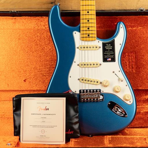 Fender American Vintage II 1973 Stratocaster, Maple Fingerboard, Lake Placid Blue