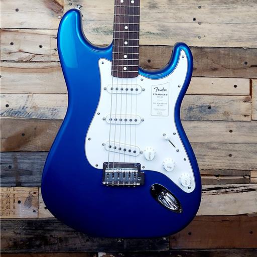 Fender Standard Stratocaster®, Laurel Fingerboard, White Pickguard, Aqua Marine Metallic